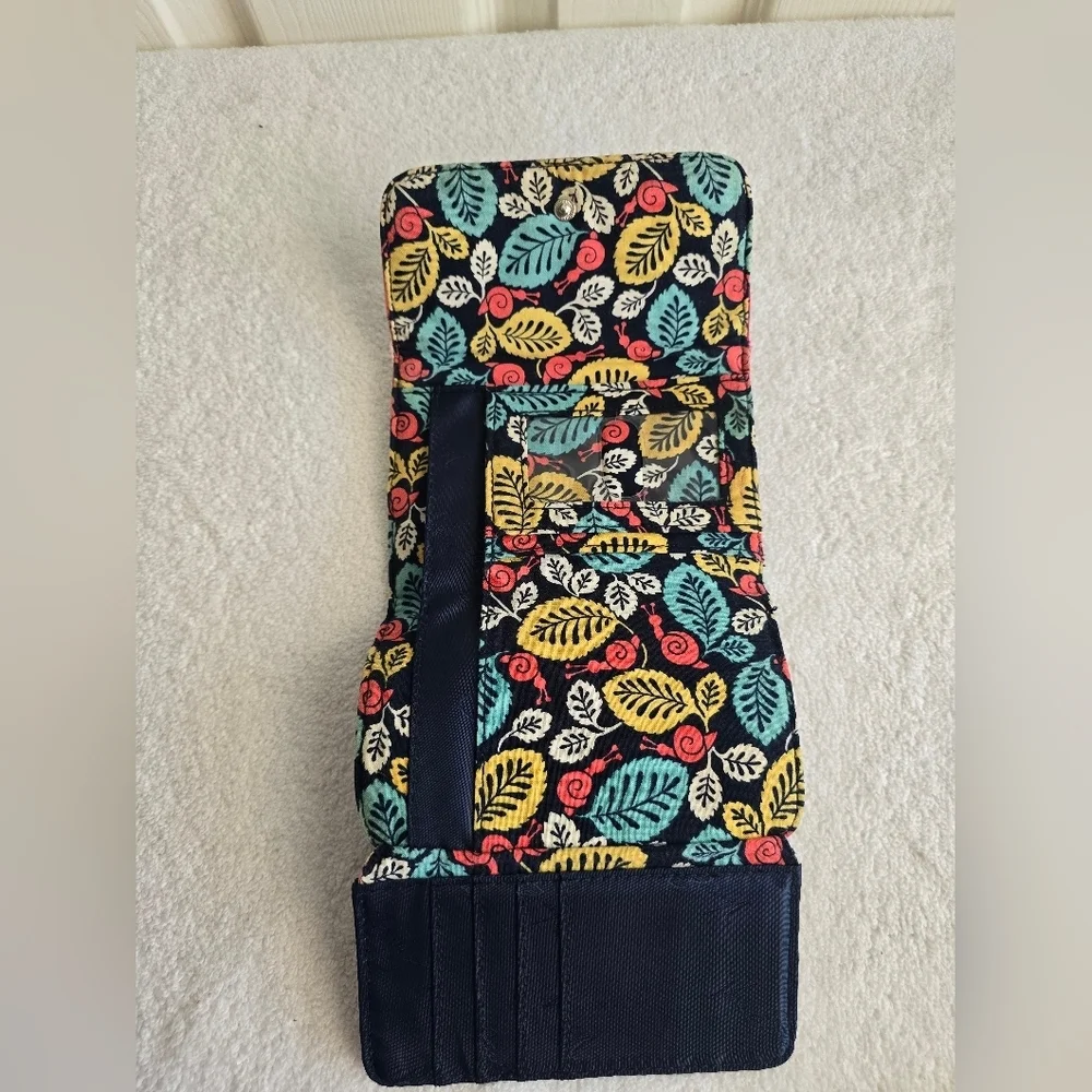 Vera Bradley Floral Women's Wallet - Picture 6 of 9